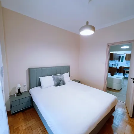 Contemporary Art Museum Apart Apartment *